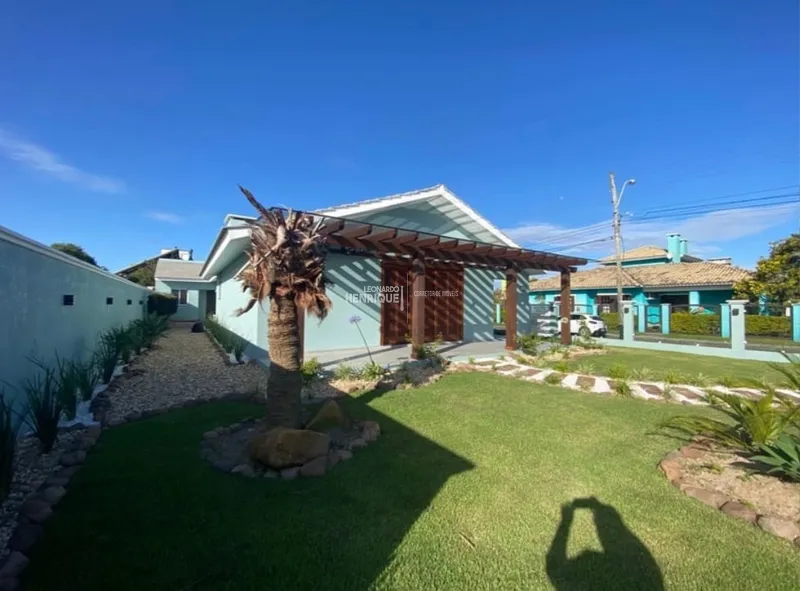 CASA DE TRÊS DORMITÓRIOS DE ESQUINA: 25ª foto da galeria de imagens do imóvel