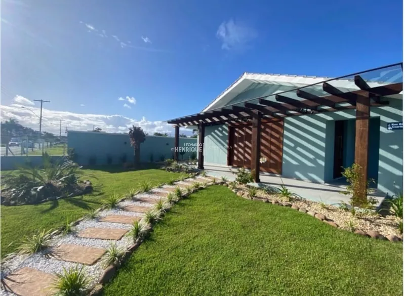 CASA DE TRÊS DORMITÓRIOS DE ESQUINA: 29ª foto da galeria de imagens do imóvel