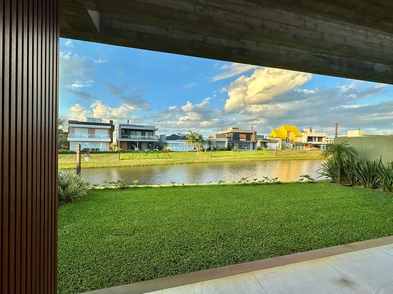 Sobrado cinematográfico finamente mobiliado e decorado: 1ª foto da galeria de imagens do imóvel