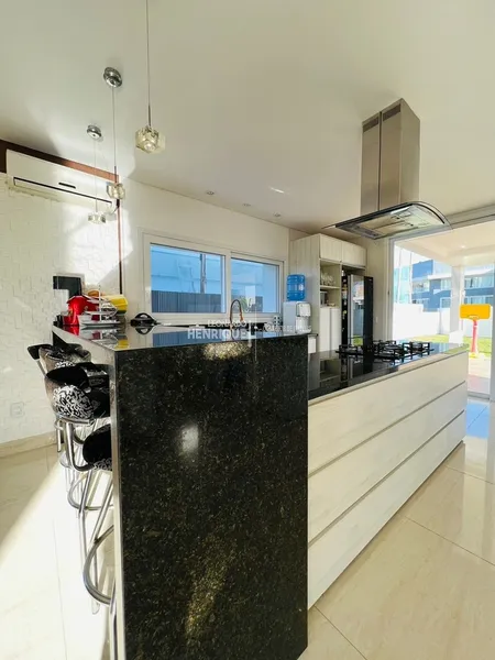 LINDO SOBRADO COM 3 SUÍTES: 14ª foto da galeria de imagens do imóvel