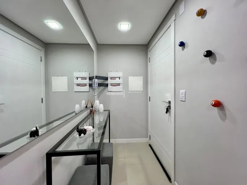 LINDO APARTAMENTO DE DOIS DORMITÓRIOS: 21ª foto da galeria de imagens do imóvel