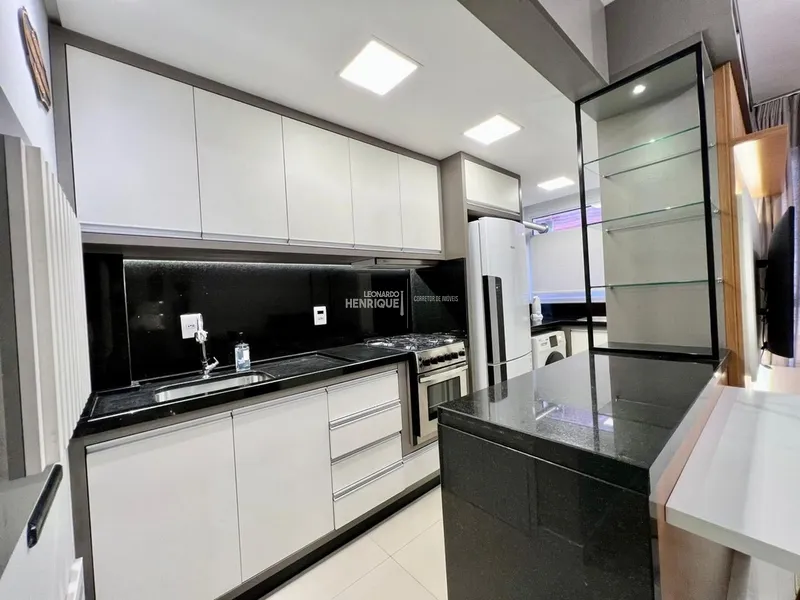 LINDO APARTAMENTO DE DOIS DORMITÓRIOS: 2ª foto da galeria de imagens do imóvel