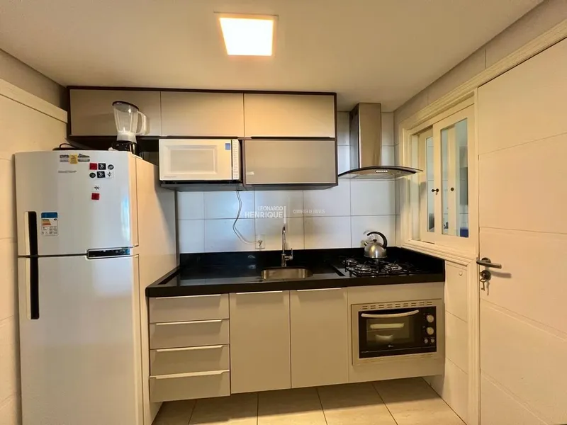 LINDÍSSIMO APARTAMENTO COM VISTA PARA O MAR: 14ª foto da galeria de imagens do imóvel