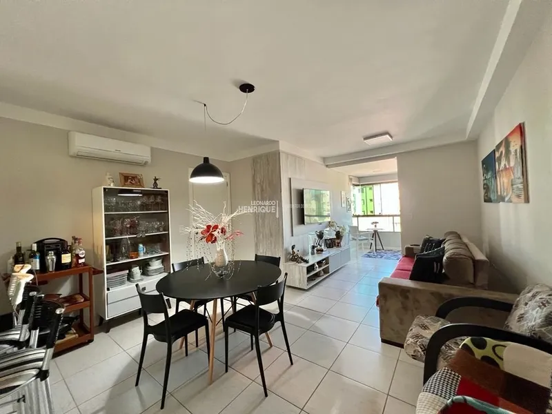 LINDÍSSIMO APARTAMENTO COM VISTA PARA O MAR: 1ª foto da galeria de imagens do imóvel