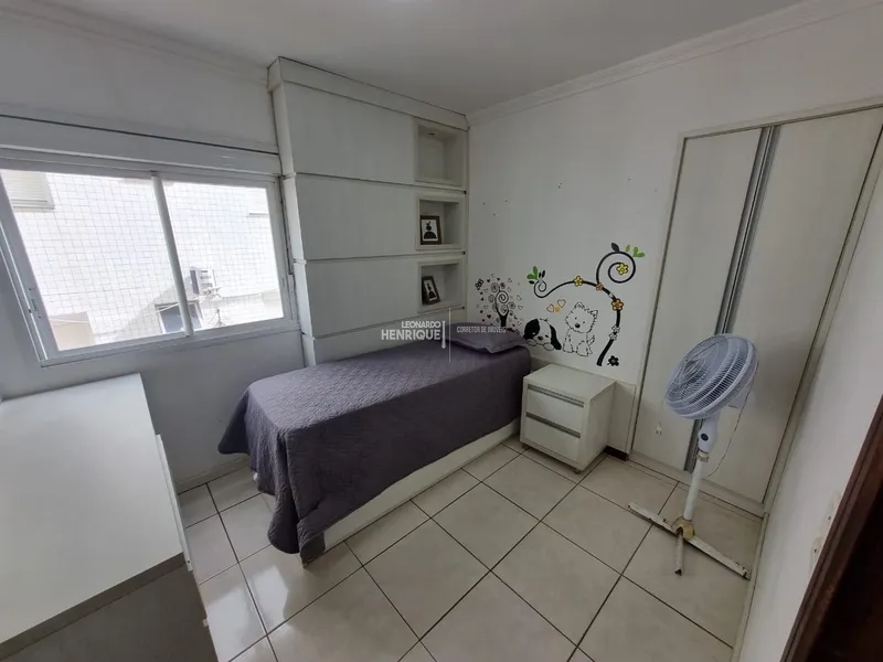 APARTAMENTO DE 2 DORMITÓRIOS NO CENTRO: 1ª foto da galeria de imagens do imóvel