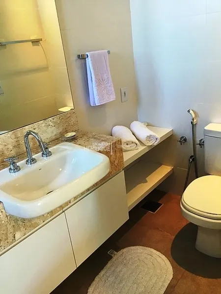 Sobrado no condomínio Enseada: 10ª foto da galeria de imagens do imóvel