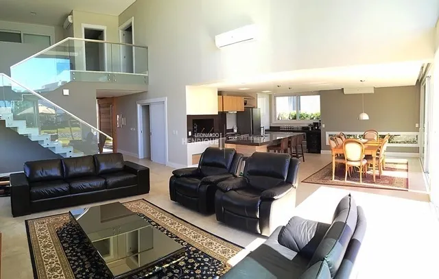 Sobrado no condomínio Enseada: 24ª foto da galeria de imagens do imóvel