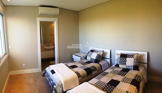 Sobrado no condomínio Enseada: 26ª foto da galeria de imagens do imóvel