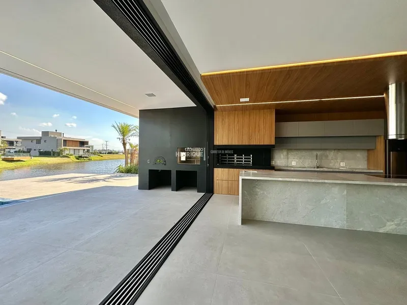 CASA À VENDA BEIRA LAGO CONDOMÍNIO SENSE: 16ª foto da galeria de imagens do imóvel