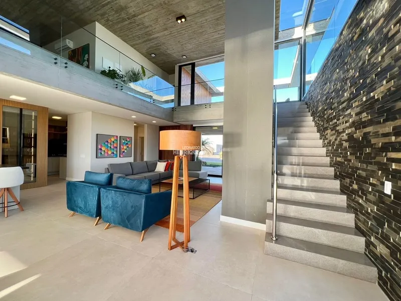 MARAVILHOSA MANSÃO A BEIRA LAGO !!!: 7ª foto da galeria de imagens do imóvel