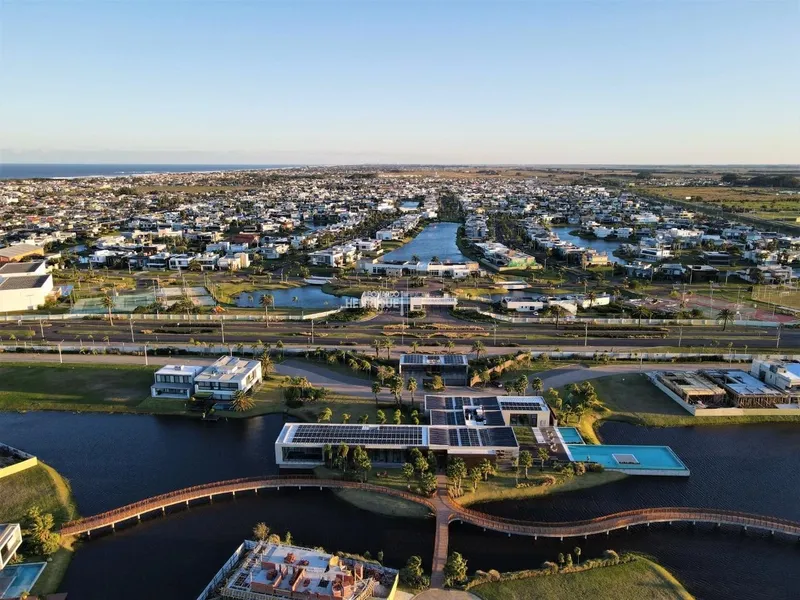 MARAVILHOSA MANSÃO A BEIRA LAGO !!!: 54ª foto da galeria de imagens do imóvel