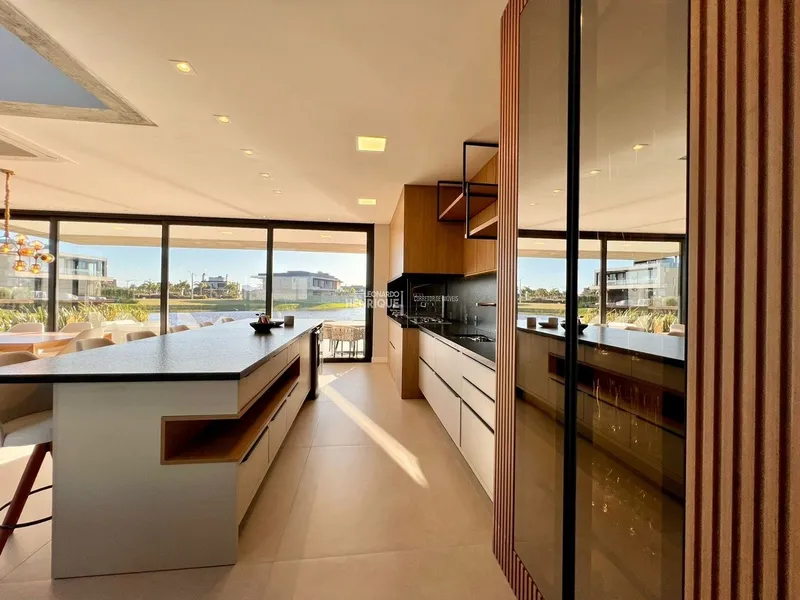 MARAVILHOSA MANSÃO A BEIRA LAGO !!!: 14ª foto da galeria de imagens do imóvel