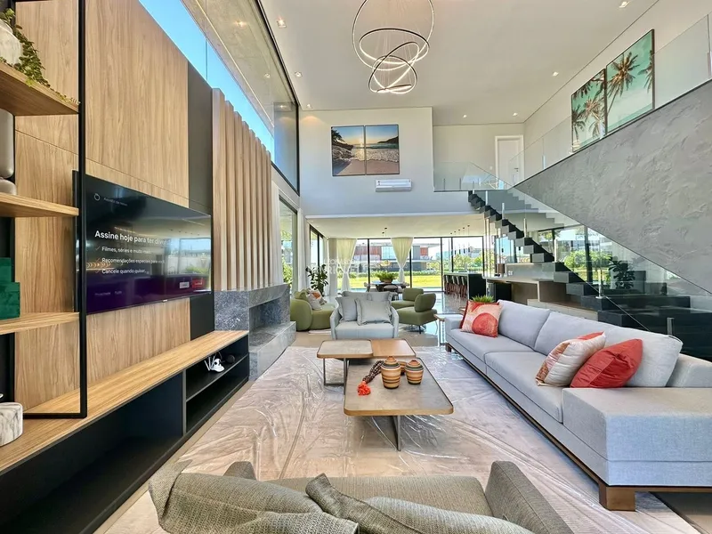 Sobrado  5 Suítes condomínio Sense: 2ª foto da galeria de imagens do imóvel