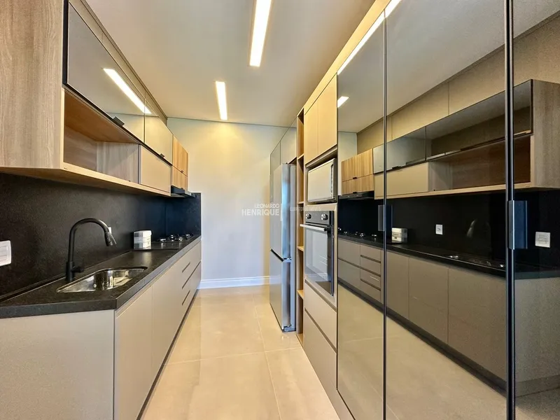 Sobrado  5 Suítes condomínio Sense: 30ª foto da galeria de imagens do imóvel