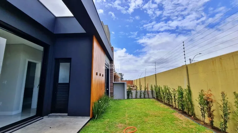 LINDA RESIDÊNCIA COM PROJETO INOVADOR: 5ª foto da galeria de imagens do imóvel