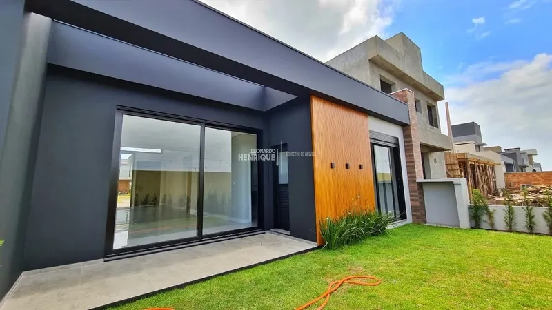 LINDA RESIDÊNCIA COM PROJETO INOVADOR: 4ª foto da galeria de imagens do imóvel