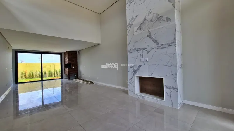 LINDA RESIDÊNCIA COM PROJETO INOVADOR: 21ª foto da galeria de imagens do imóvel