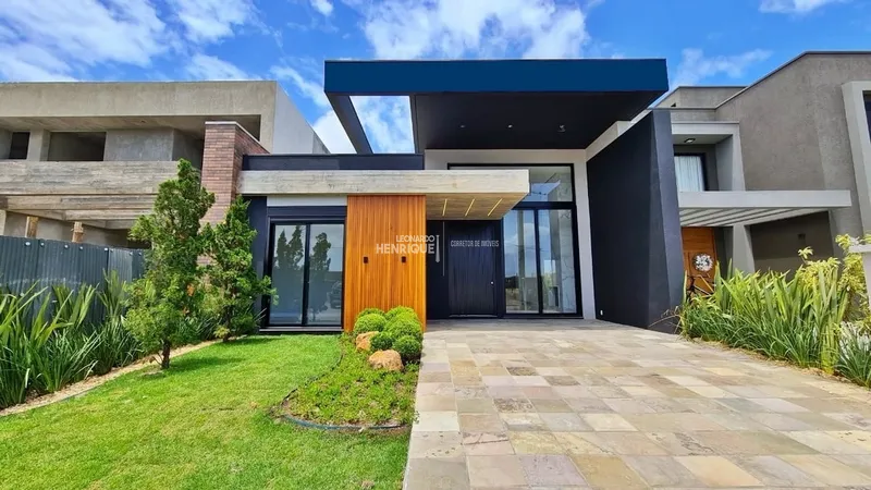 LINDA RESIDÊNCIA COM PROJETO INOVADOR: 2ª foto da galeria de imagens do imóvel