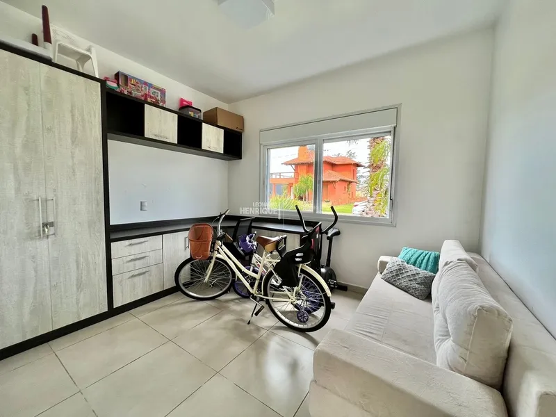 LINDA CASA COM 4 DORMITÓRIOS E INFRAESTRUTURA: 20ª foto da galeria de imagens do imóvel