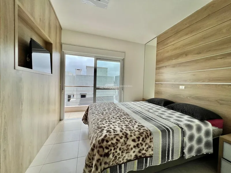 LINDA CASA COM 4 DORMITÓRIOS E INFRAESTRUTURA: 12ª foto da galeria de imagens do imóvel