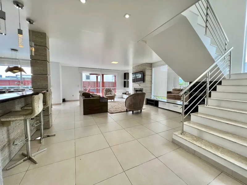 LINDA CASA COM 4 DORMITÓRIOS E INFRAESTRUTURA: 6ª foto da galeria de imagens do imóvel