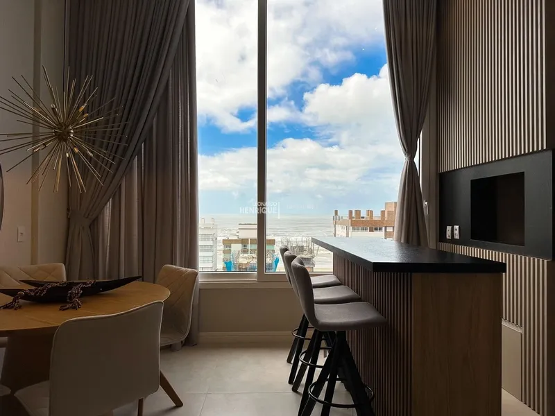 LINDO APARTAMENTO COM VISTA ETERNA PARA O MAR!: 3ª foto da galeria de imagens do imóvel