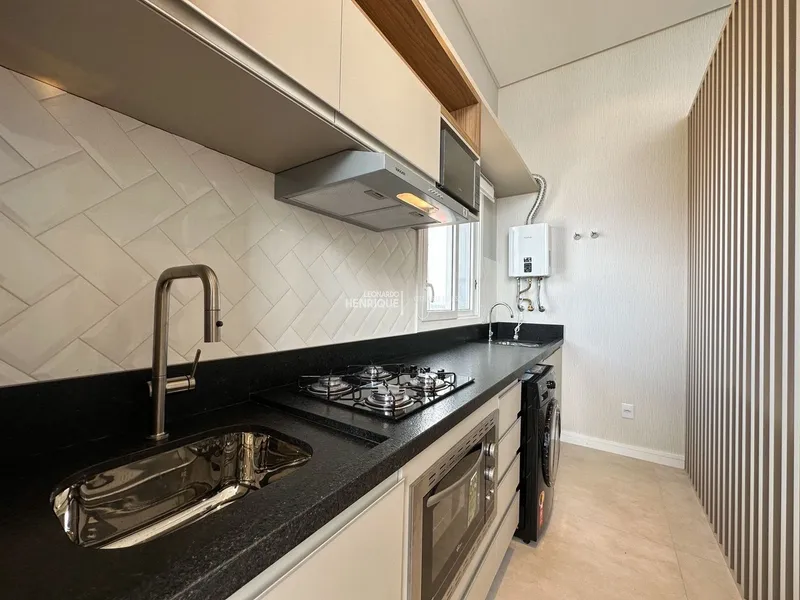 LINDO APARTAMENTO COM VISTA ETERNA PARA O MAR!: 5ª foto da galeria de imagens do imóvel