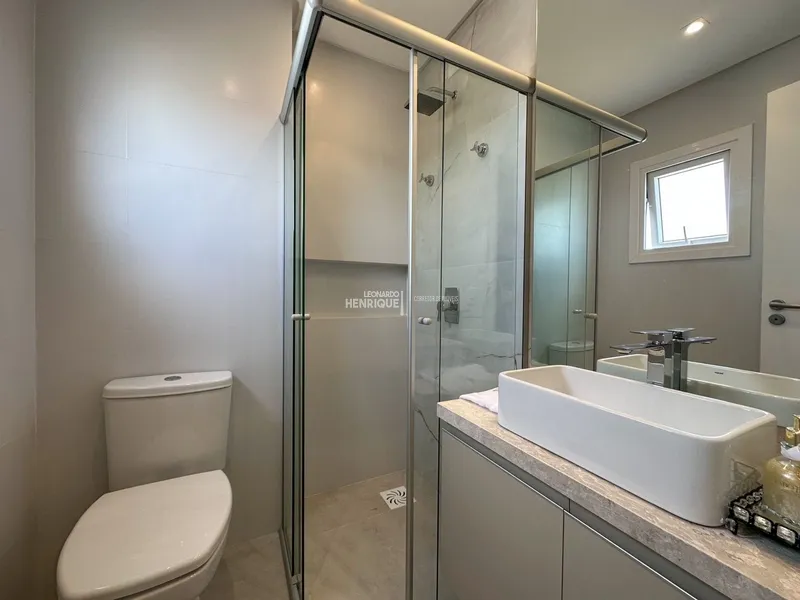 LINDO APARTAMENTO COM VISTA ETERNA PARA O MAR!: 21ª foto da galeria de imagens do imóvel