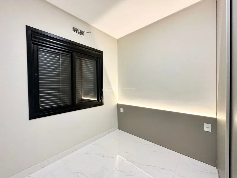 CASA À VENDA EM CAPÃO DA CANOA: 12ª foto da galeria de imagens do imóvel