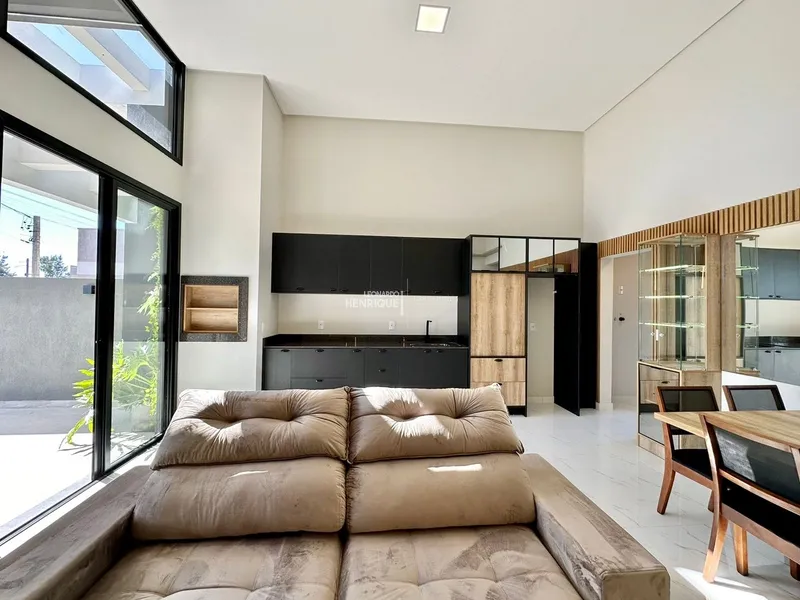 CASA À VENDA EM CAPÃO DA CANOA: 5ª foto da galeria de imagens do imóvel