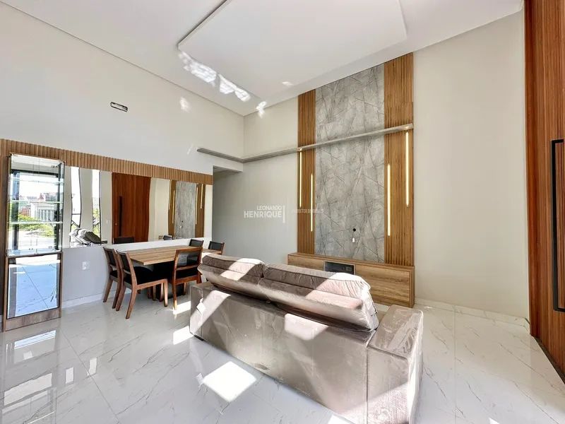 CASA À VENDA EM CAPÃO DA CANOA: 3ª foto da galeria de imagens do imóvel