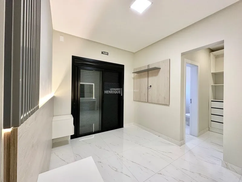 CASA À VENDA EM CAPÃO DA CANOA: 17ª foto da galeria de imagens do imóvel