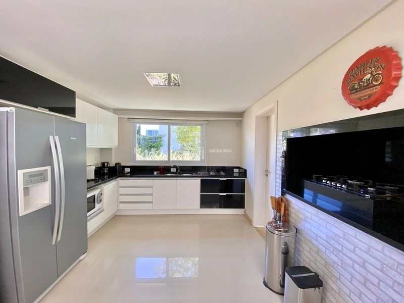 Casa em condomínio Velas da Marina: 2ª foto da galeria de imagens do imóvel