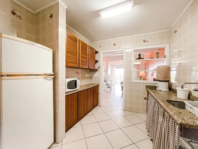 CASA DUPLEX DE FRENTE PARA O MAR COM DOIS DORMITÓRIOS: 10ª foto da galeria de imagens do imóvel