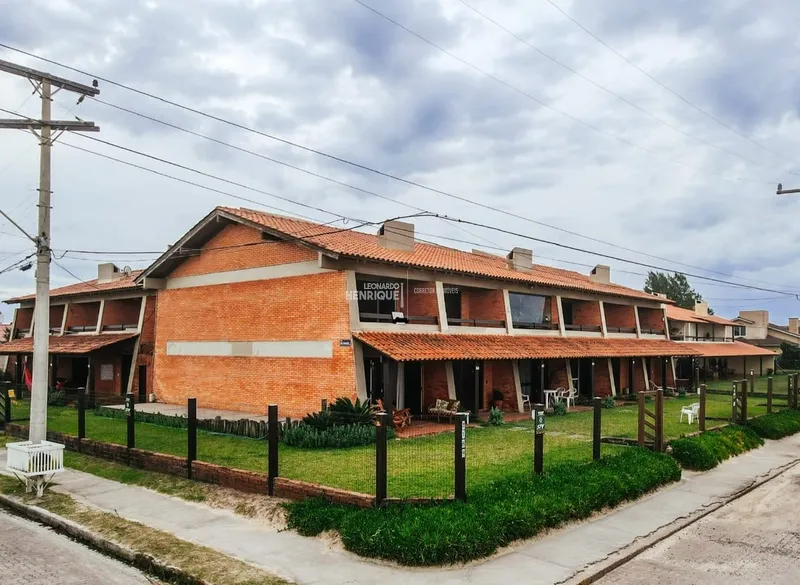 CASA DUPLEX DE FRENTE PARA O MAR COM DOIS DORMITÓRIOS: 18ª foto da galeria de imagens do imóvel