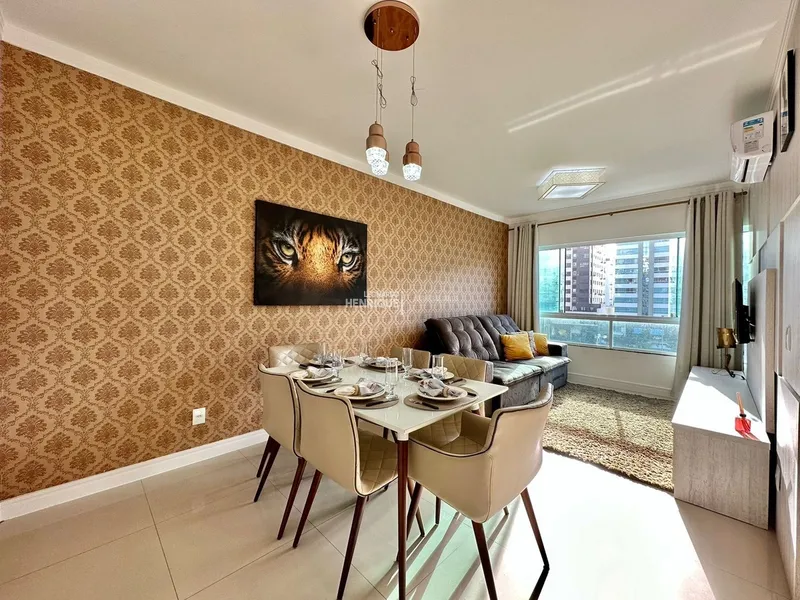 BELÍSSIMO APARTAMENTO COM DOIS DORMITÓRIOS DE FRENTE PARA O MAR: 6ª foto da galeria de imagens do imóvel