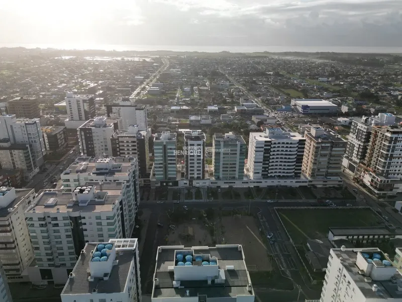 BELÍSSIMO APARTAMENTO COM DOIS DORMITÓRIOS DE FRENTE PARA O MAR: 26ª foto da galeria de imagens do imóvel
