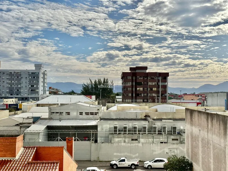 APARTAMENTO AMPLO À VENDA NO CENTRO DA CIDADE: 6ª foto da galeria de imagens do imóvel