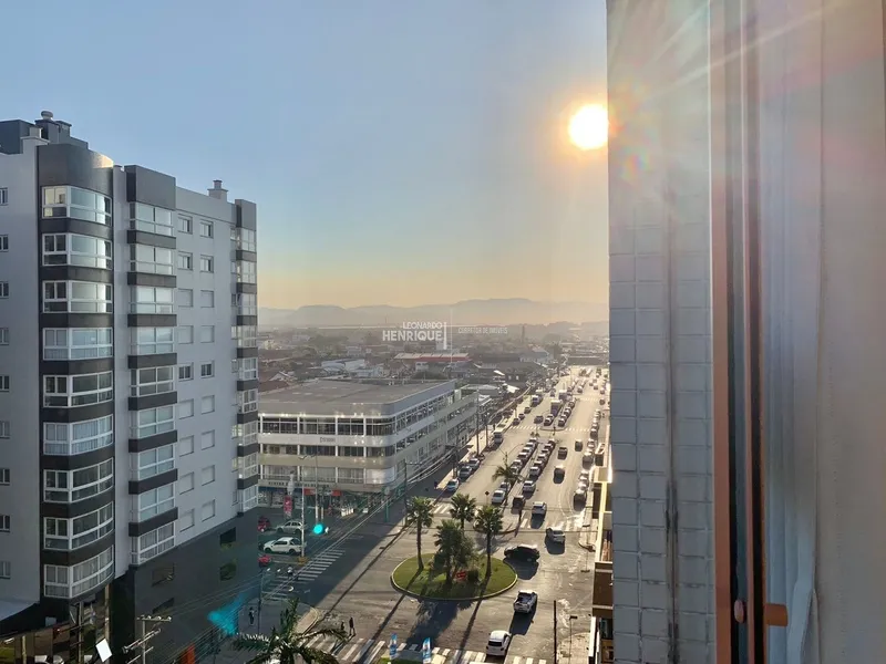 Dois dormitórios a venda no Centro de Capão da Canoa: 1ª foto da galeria de imagens do imóvel