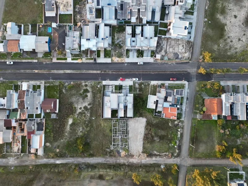 CASA À VENDA A 30 METROS DO MAR: 4ª foto da galeria de imagens do imóvel