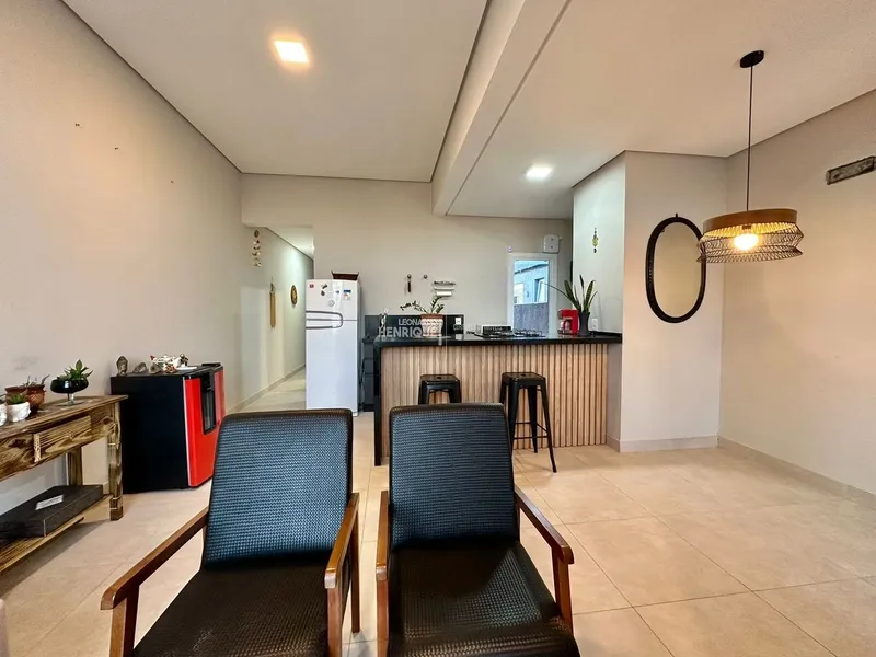 CASA À VENDA A 30 METROS DO MAR: 14ª foto da galeria de imagens do imóvel