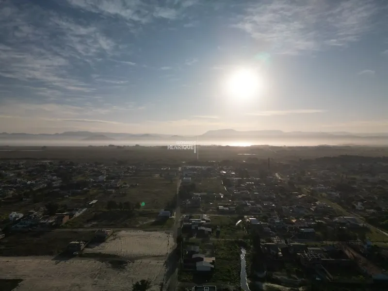 SOBRADO À VENDA  JUNTO AO MAR: 16ª foto da galeria de imagens do imóvel