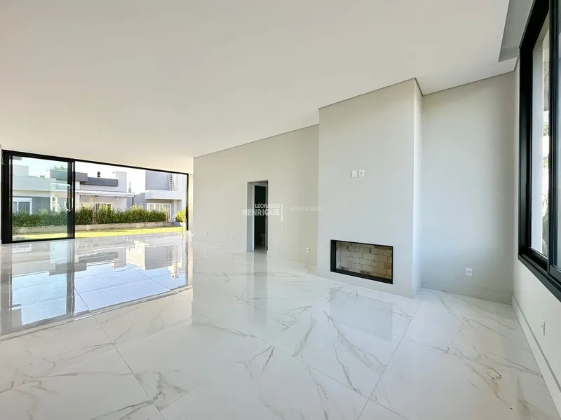 CONDOMÍNIO DUBAI  CASA  À VENDA: 1ª foto da galeria de imagens do imóvel