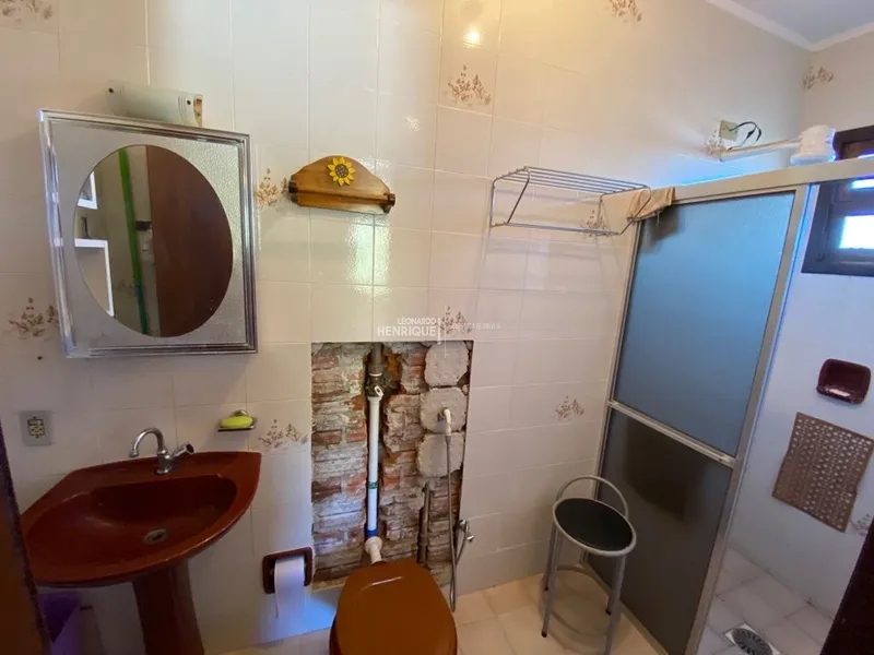 CASA COM PISCINA COM ANEXO NOS FUNDOS: 14ª foto da galeria de imagens do imóvel