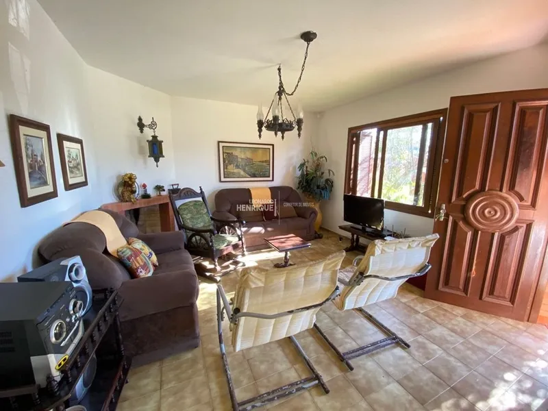 CASA COM PISCINA COM ANEXO NOS FUNDOS: 2ª foto da galeria de imagens do imóvel