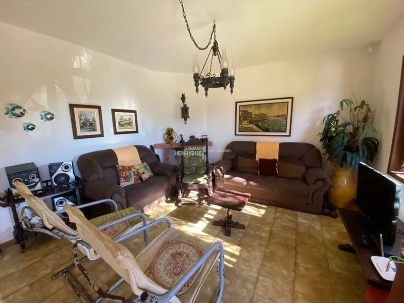 CASA COM PISCINA COM ANEXO NOS FUNDOS: 1ª foto da galeria de imagens do imóvel