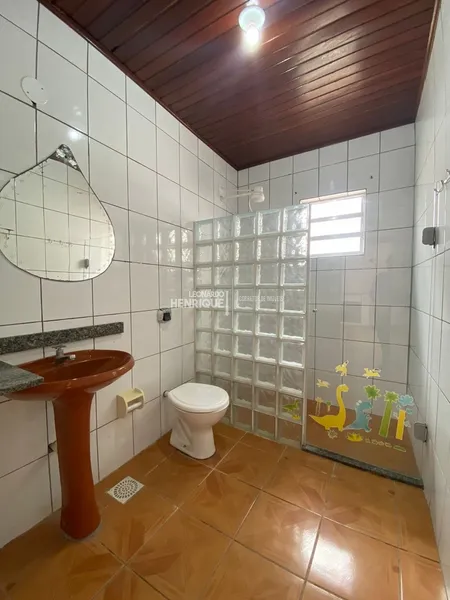 Casa com 4 dormitórios e 3 banheiros e piscina, lado mar!: 13ª foto da galeria de imagens do imóvel