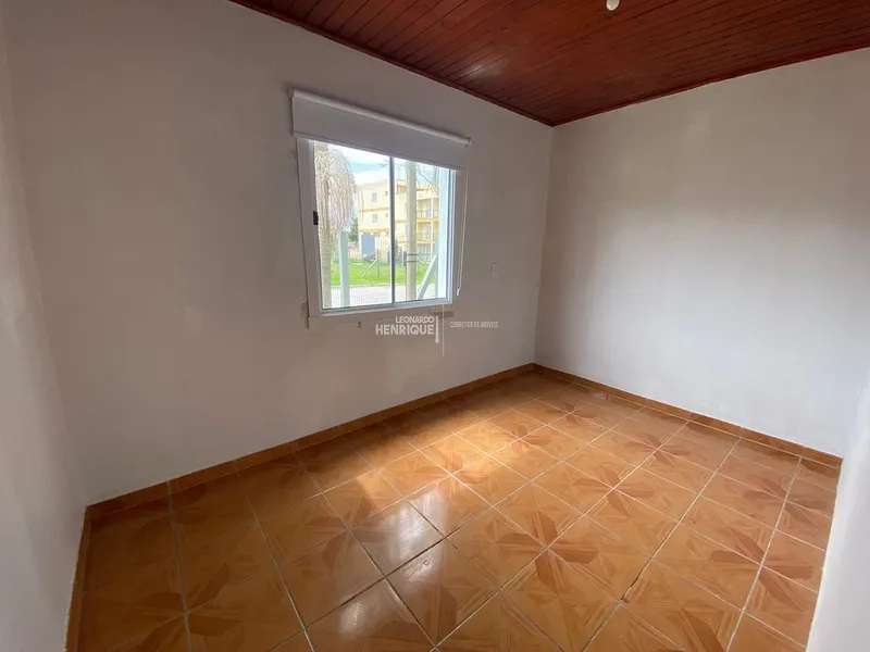 Casa com 4 dormitórios e 3 banheiros e piscina, lado mar!: 11ª foto da galeria de imagens do imóvel