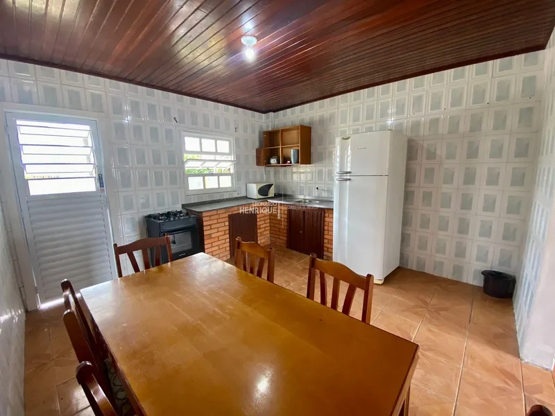 Casa com 4 dormitórios e 3 banheiros e piscina, lado mar!: 6ª foto da galeria de imagens do imóvel