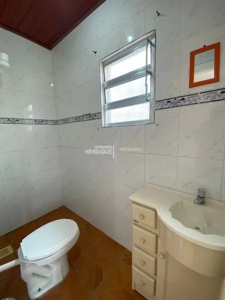 Casa com 4 dormitórios e 3 banheiros e piscina, lado mar!: 10ª foto da galeria de imagens do imóvel